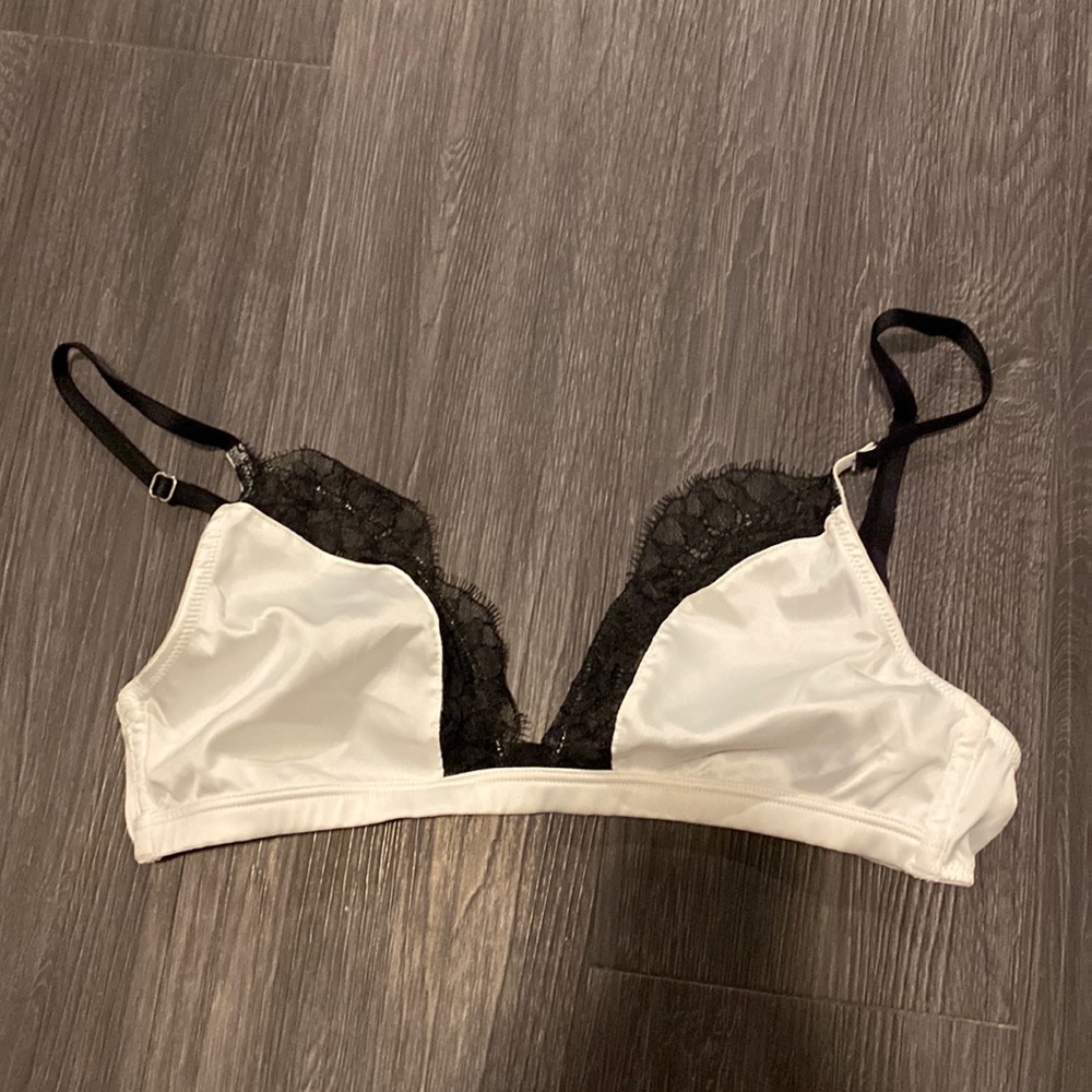 Victoria Secrets padless bra